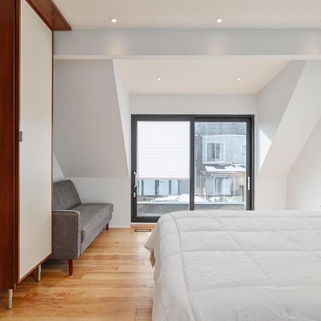 טורונטו New Modern 1400 Sq Ft Coach House Near Everything מראה חיצוני תמונה